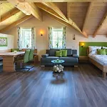 Farm stay Straussenhof Halmer Oberndorf an der Melk