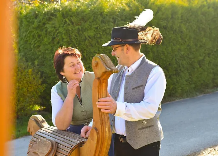 Straussenhof Halmer Farm stay *