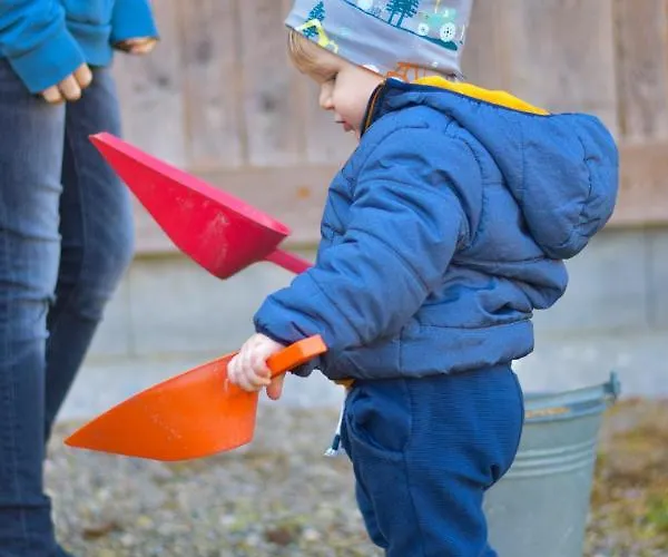 Straussenhof Halmer *