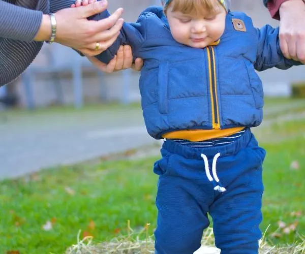 Straussenhof Halmer Lantgård *