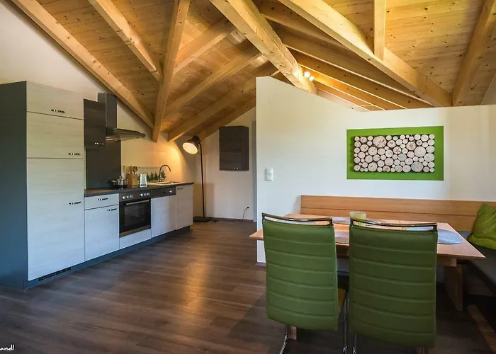 Straussenhof Halmer Farm stay *